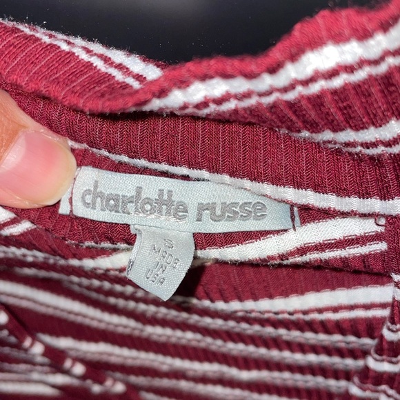 Charlotte Russe Long sleeve top with cut out - Picture 3 of 3